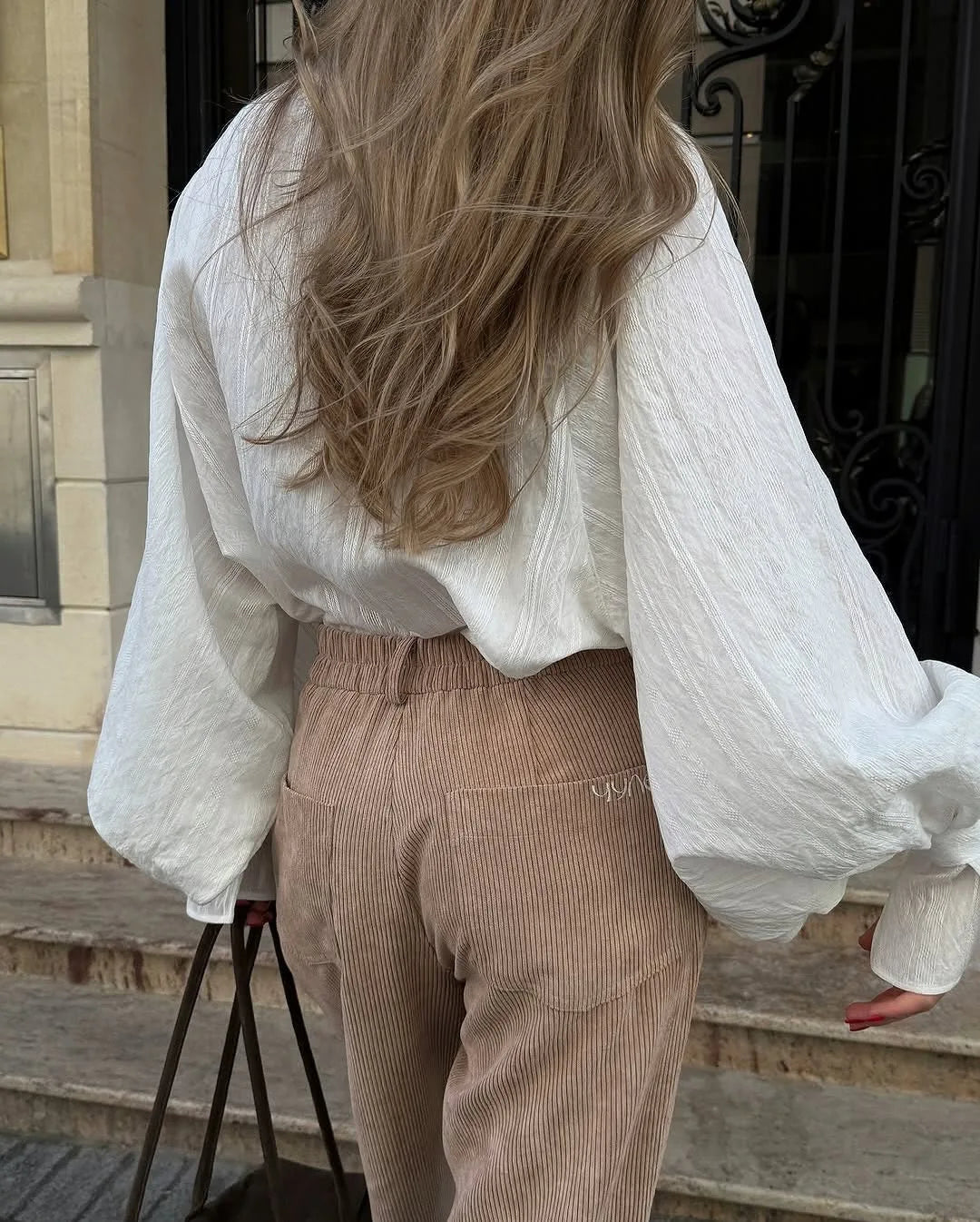 Blouse blanche oversize à manches longues