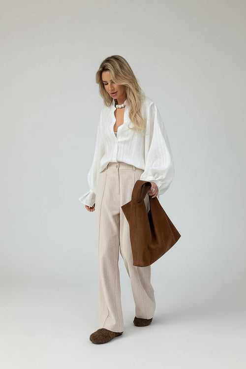 Blouse blanche oversize à manches longues