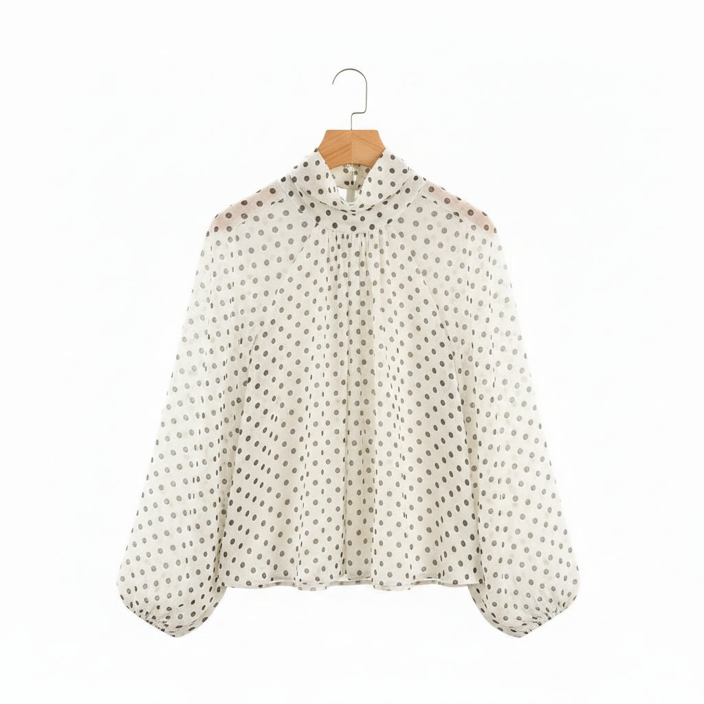 Chemise à pois à manches longues